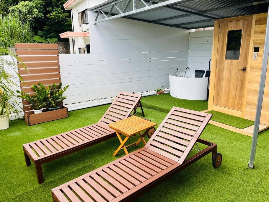 Villa 新規オープン サウナ Bbq ジャグジー付き 最大7名 無料駐車場4台 ビーチまで車で5分 Sky House Uruma Esterno foto