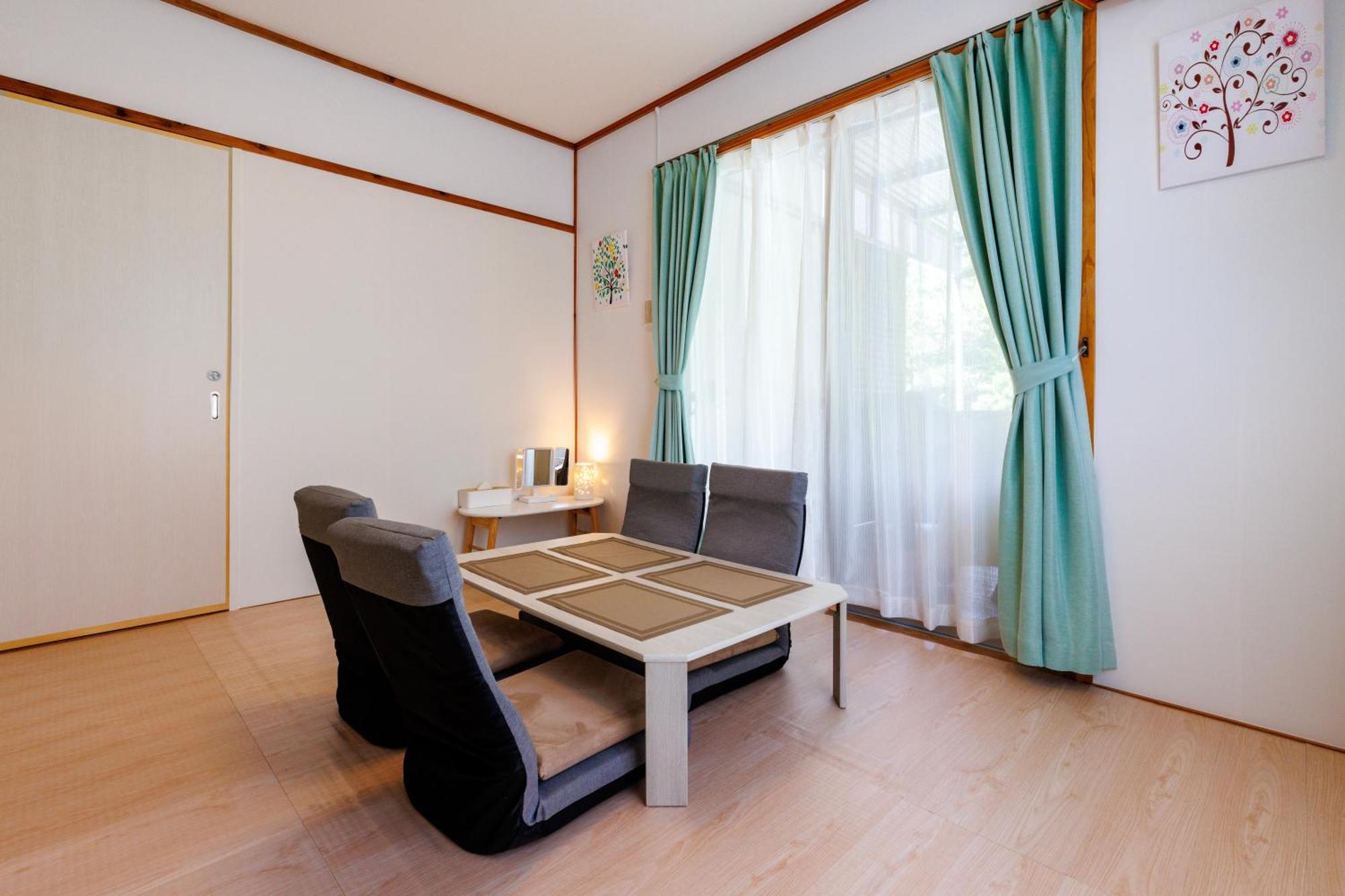 Villa 新規オープン サウナ Bbq ジャグジー付き 最大7名 無料駐車場4台 ビーチまで車で5分 Sky House Uruma Esterno foto